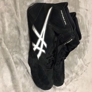 Men’s asics dan gable evo wrestling shoes size 11